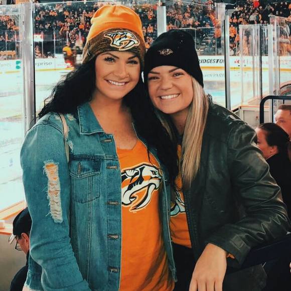 Meet your Posher, Olivia - Picture 1 of 1